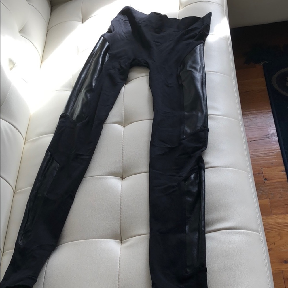 Faux leather legging